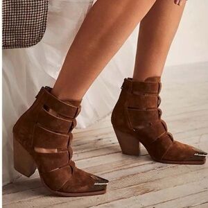 EUC Free people Brayden Fisherman boot